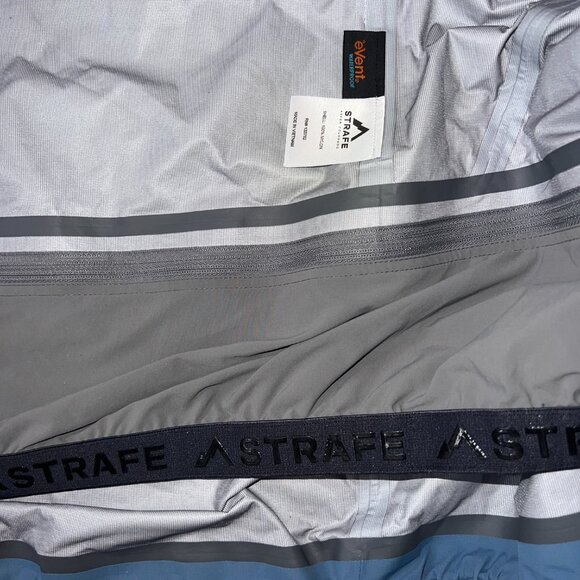 Strafe Nomad 3L Shell Jacket XXL. Like New. Worn Once. Waterproof & breathable. - Picture 10 of 10